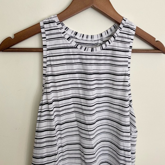 Lululemon | All Tied Up Tank - Picture 6 of 11